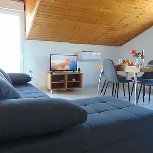 2 Apartament